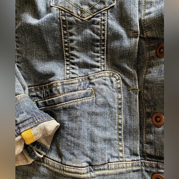 Woman’s 98% organic denim jacket with embroidered design on back, size L - Picture 8 of 9